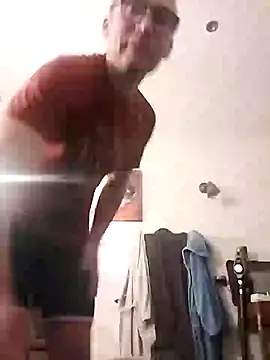 Snapshot of Manou1971 chatting on February 2025 06:49:02 PM Manou1971 online show from February 2025 06:49:02 PM