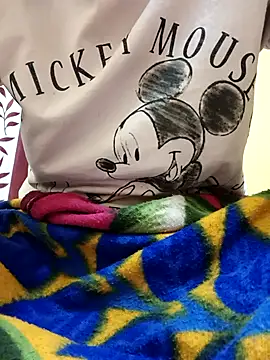 Snapshot of Sanaya_7 chatting on November 2025 05:48:01 PM Sanaya 7 online show from November 2025 05:48:01 PM