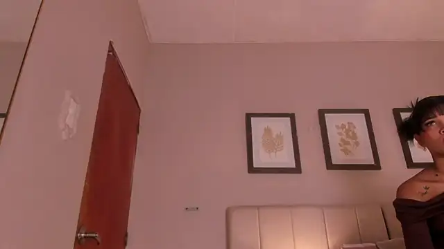 dani skinny  online show from May 2026 11:49:02 AM