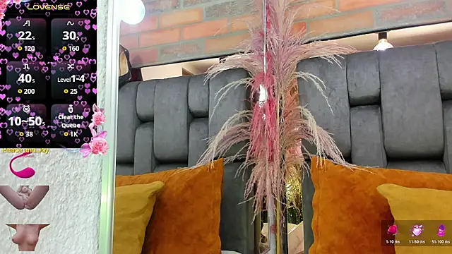 JESSYCORTES online show from February 2026 10:14:02 PM