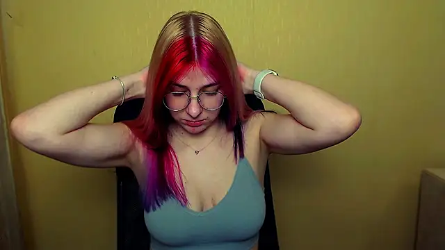 Snapshot of Luna_Lush_ chatting on February 2025 12:11:02 PM Luna Lush  online show from February 2025 12:11:02 PM