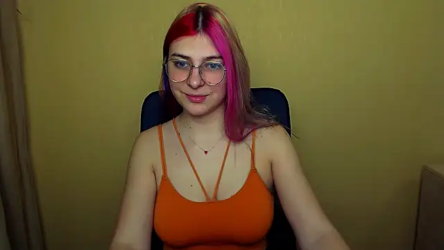 Snapshot of Luna_Lush_ chatting on March 2025 07:25:02 AM Luna Lush  online show from March 2025 07:25:02 AM