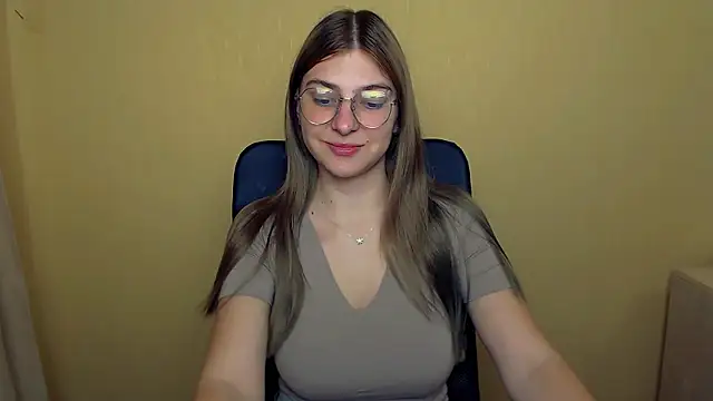 Snapshot of Luna_Lush_ chatting on September 2025 10:06:02 AM Luna Lush  online show from September 2025 10:06:02 AM