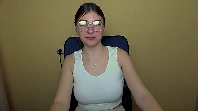 Luna Lush  online show from November 2025 09:10:01 AM