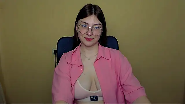 Luna Lush  online show from March 2026 08:26:01 AM