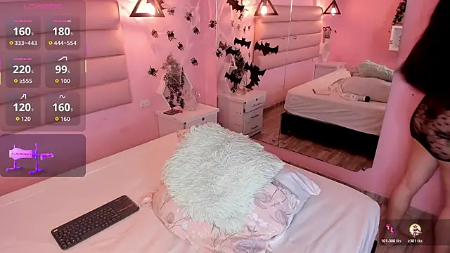 Katta Gil online show from October 2025 01:18:02 PM