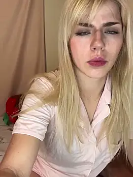 Snapshot of SirenitySirenxx chatting on January 2025 07:24:01 PM SirenitySirenxx online show from January 2025 07:24:01 PM