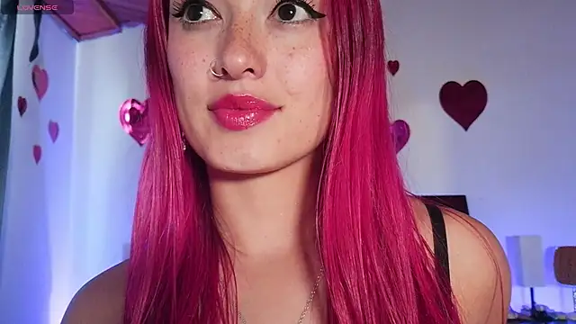 luccycollins  online show from February 2026 02:43:01 PM