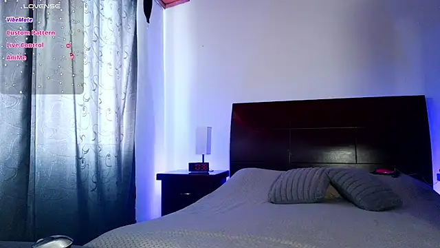 luccycollins  online show from July 2026 03:38:02 PM