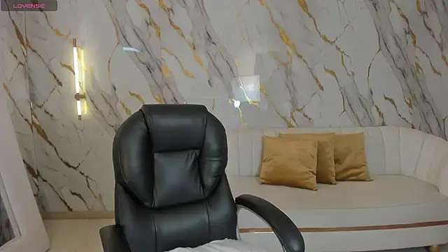 RebeccaHudson online show from September 2025 07:16:01 PM