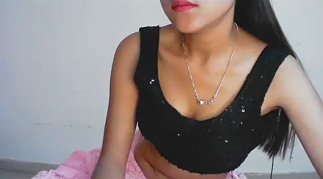 collage hoty online show from February 2025 07:52:01 PM