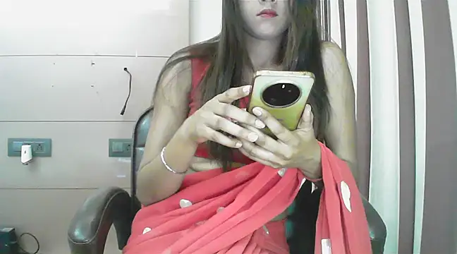 collage hoty online show from March 2025 04:32:02 PM