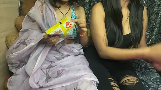 Snapshot of mystical_zara chatting on January 2025 03:34:02 PM mystical zara online show from January 2025 03:34:02 PM