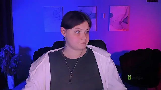 nikole kitt online show from February 2026 08:10:02 PM