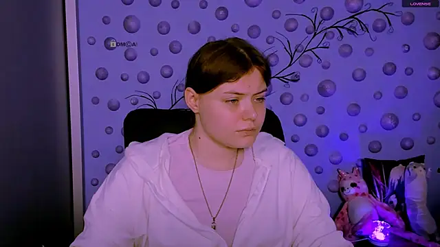 nikole kitt online show from February 2026 08:18:01 PM