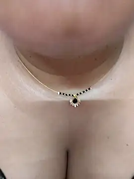 gaurika18 online show from September 2025 08:41:01 PM