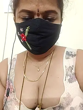 gaurika18 online show from September 2025 12:04:02 PM