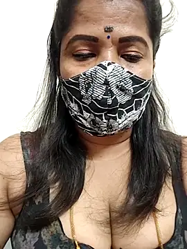 gaurika18 online show from April 2026 06:25:02 AM