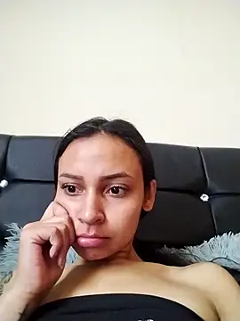 Snapshot of emma_ambar chatting on October 2025 05:10:01 PM emma ambar online show from October 2025 05:10:01 PM