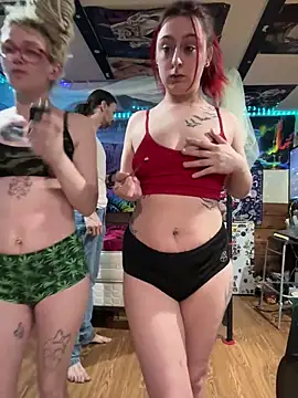 NovaLove2002 online show from March 2025 04:49:01 AM