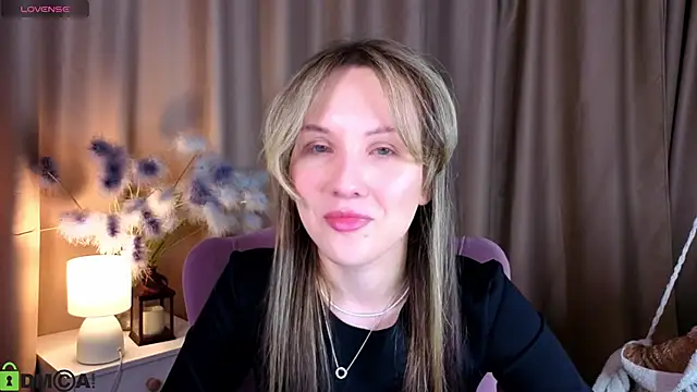 Snapshot of Wendy_mm chatting on February 2026 08:57:01 AM Wendy mm online show from February 2026 08:57:01 AM