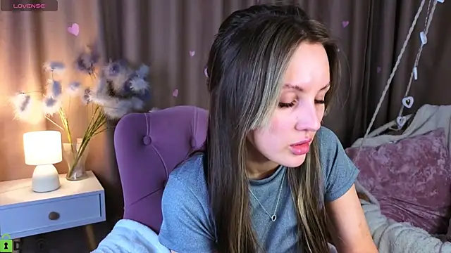 Snapshot of Wendy_mm chatting on February 2026 08:57:02 AM Wendy mm online show from February 2026 08:57:02 AM