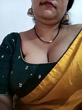 Nyra-23 online show from March 2026 10:28:02 AM