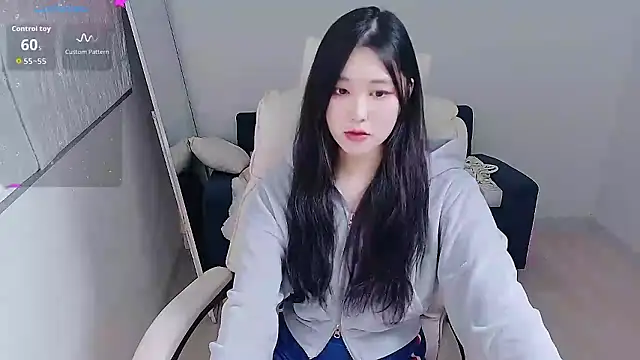 who Lilly online show from October 2025 09:10:01 AM