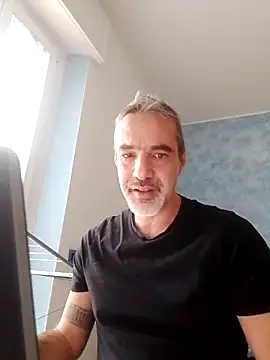 Snapshot of Marcolino183 chatting on December 2024 01:49:02 PM Marcolino183 online show from December 2024 01:49:02 PM