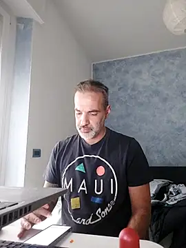 Snapshot of Marcolino183 chatting on October 2025 08:04:01 AM Marcolino183 online show from October 2025 08:04:01 AM