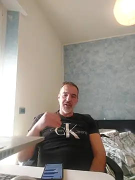 Snapshot of Marcolino183 chatting on February 2026 08:33:02 AM Marcolino183 online show from February 2026 08:33:02 AM