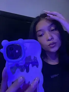 baby lizy online show from December 2024 11:07:01 PM