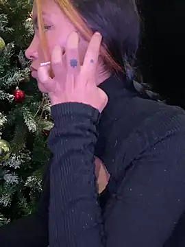 baby lizy online show from December 2024 11:25:01 PM