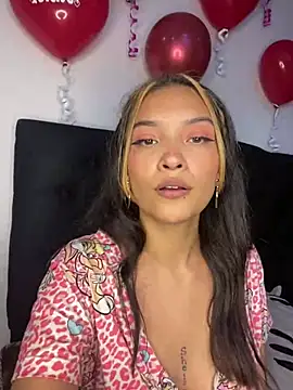 baby lizy online show from February 2025 12:41:01 AM