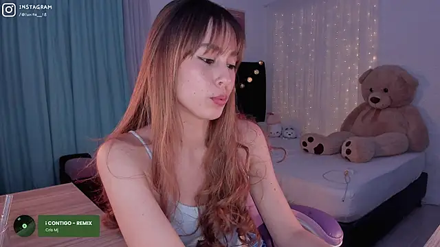 Snapshot of alice_guerin_ chatting on February 2025 06:43:02 AM alice guerin online show from February 2025 06:43:02 AM