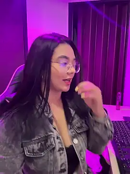 camianddanna online show from March 2026 04:25:02 AM