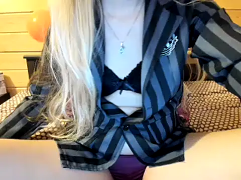 Snapshot of Cookiecutey chatting on November 2025 08:16:02 AM Cookiecutey online show from November 2025 08:16:02 AM