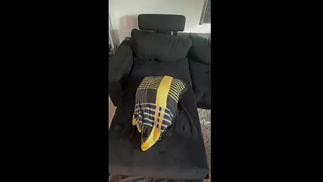 LuggiJack online show from February 2025 12:05:02 PM