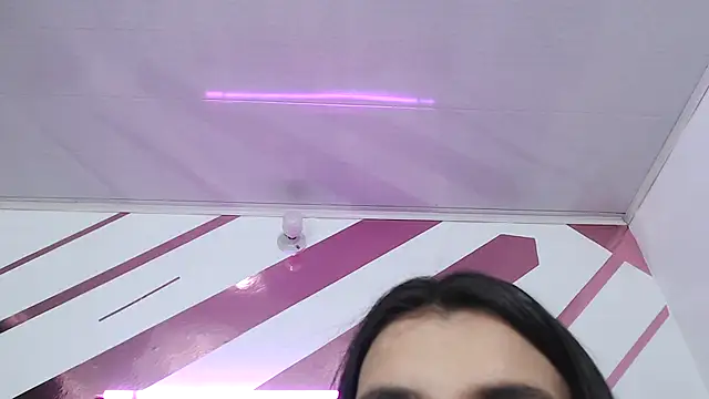 Kitten Hot  online show from February 2026 03:14:02 AM