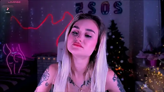 Snapshot of _Ravenaa chatting on January 2025 02:34:01 PM Ravenaa online show from January 2025 02:34:01 PM