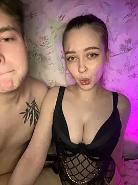 Family-Mm1 online show from April 2026 04:52:01 PM