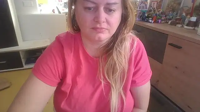 Snapshot of Meliss_Official9 chatting on January 2026 08:19:02 AM Meliss Official9 online show from January 2026 08:19:02 AM