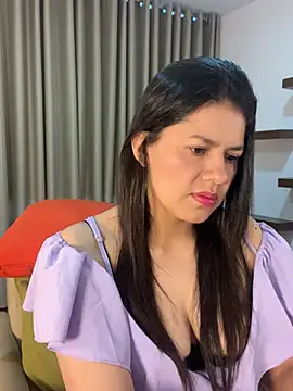 Alice Biel online show from December 2024 09:47:02 PM