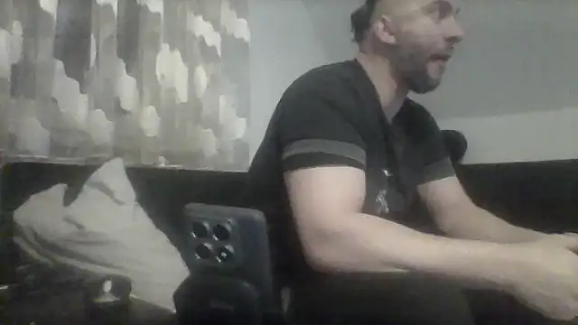 Snapshot of NewyorkDimi chatting on January 2025 02:18:01 AM NewyorkDimi online show from January 2025 02:18:01 AM