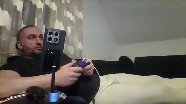 Snapshot of NewyorkDimi chatting on March 2025 12:43:01 AM NewyorkDimi online show from March 2025 12:43:01 AM