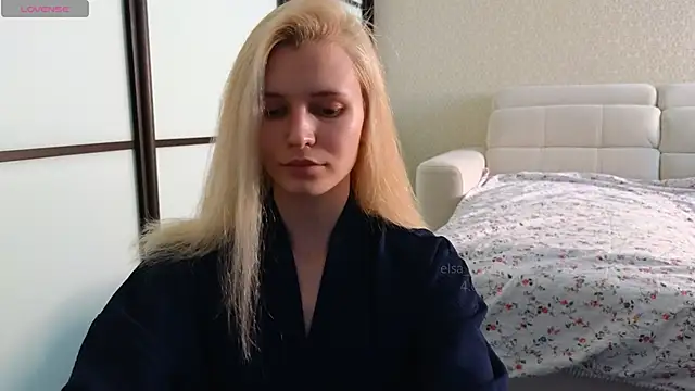 Snapshot of elsa_limerence chatting on March 2025 08:21:02 AM elsa limerence online show from March 2025 08:21:02 AM