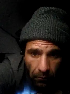 Snapshot of fitguy7124u chatting on December 2025 05:12:02 AM fitguy7124u online show from December 2025 05:12:02 AM