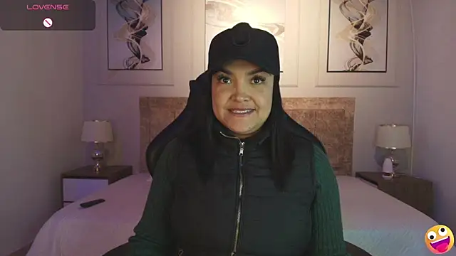 Snapshot of lyn_adamns chatting on January 2025 11:44:02 PM lyn adamns online show from January 2025 11:44:02 PM