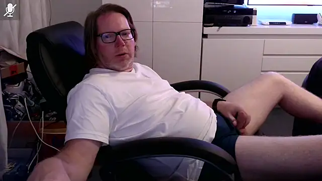 VSteph online show from September 2025 08:23:01 PM