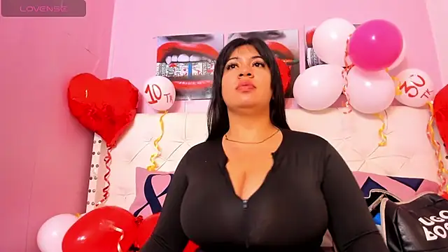 Snapshot of alice__tylor chatting on February 2025 11:42:02 AM alice tylor online show from February 2025 11:42:02 AM